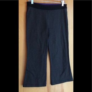 Lululemon charcoal gray split ankle crop leggings